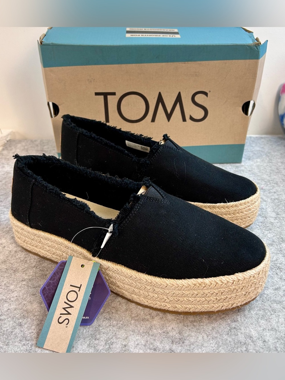 New Tom’s Women's Valencia Slip-On Platform Black Espadrille Shoes / Size 9